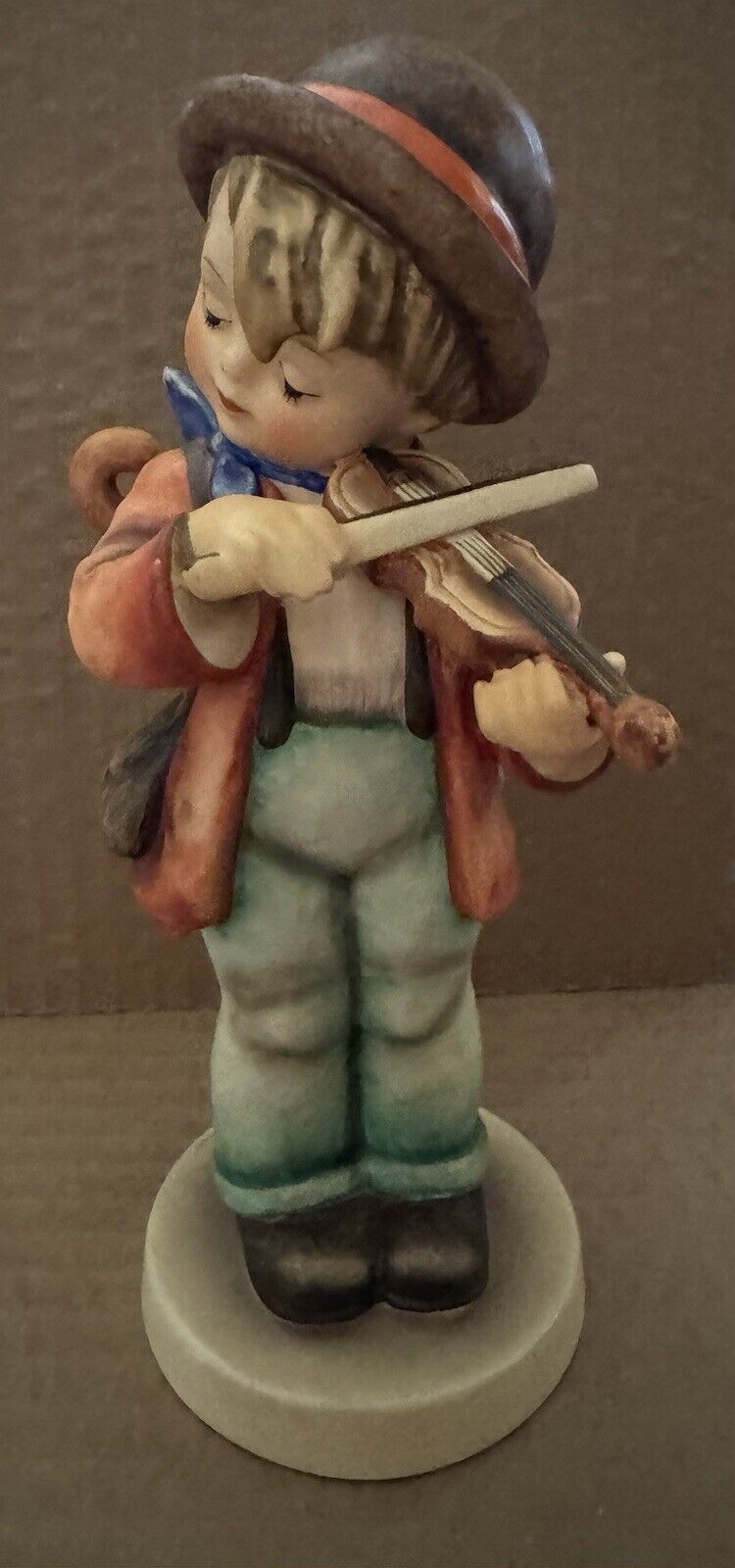 Vintage Goebel Hummel Figurine 8” Little Fiddler