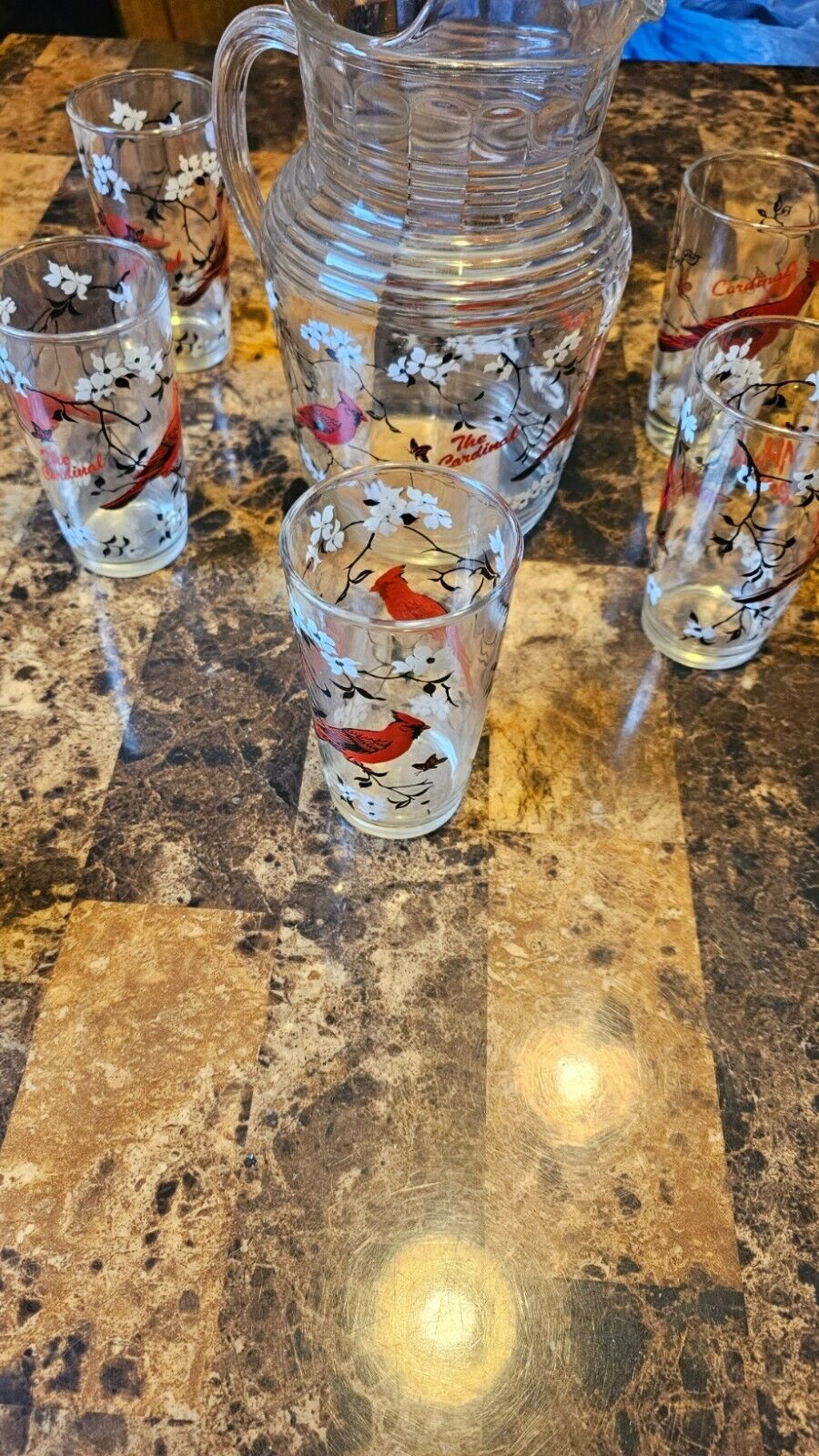 Vintage cardinal and dogwood glass pitcher w/ 6 matching glasses(Rare item)