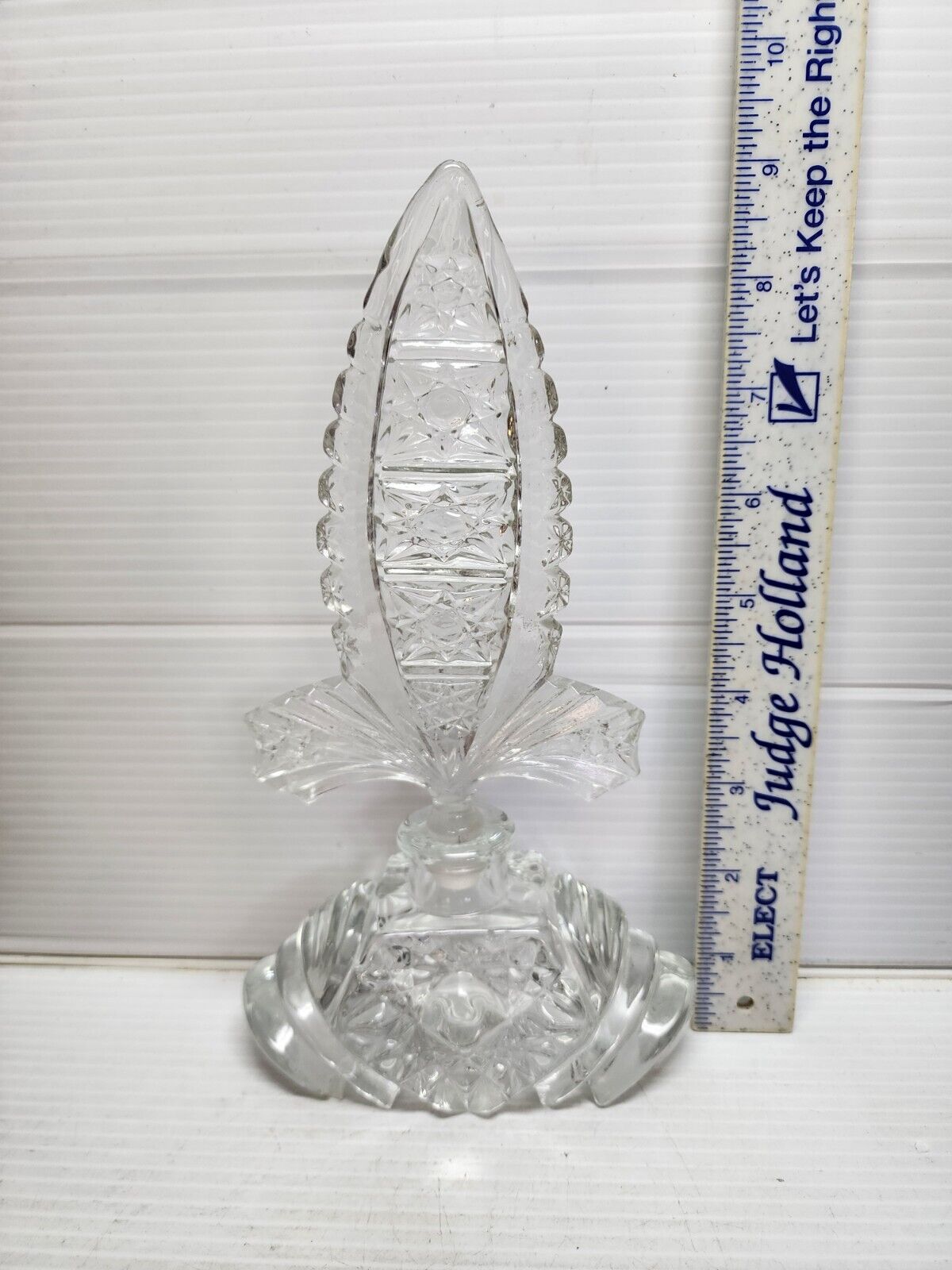 Vintage Cut Crystal Perfume Bottle With Stopper Small Chip On Bottom Base 
