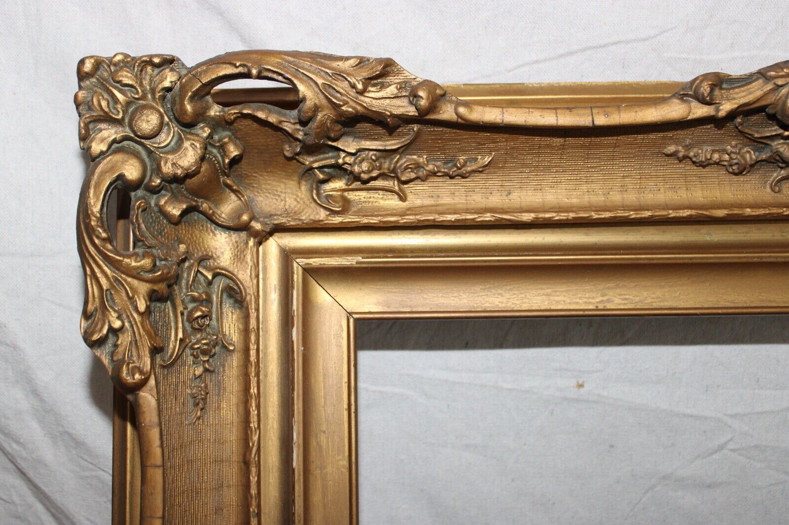 SUPERB FRENCH BAROQUE WOOD FIT 16 X 20\