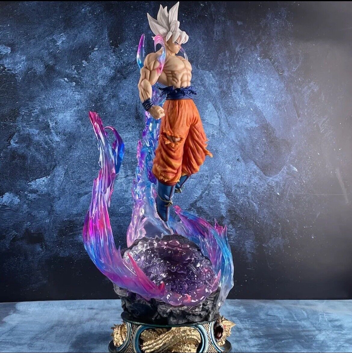 Dragon Ball - Ultra Instinct Goku Led Anime Figure 53cm  -20”