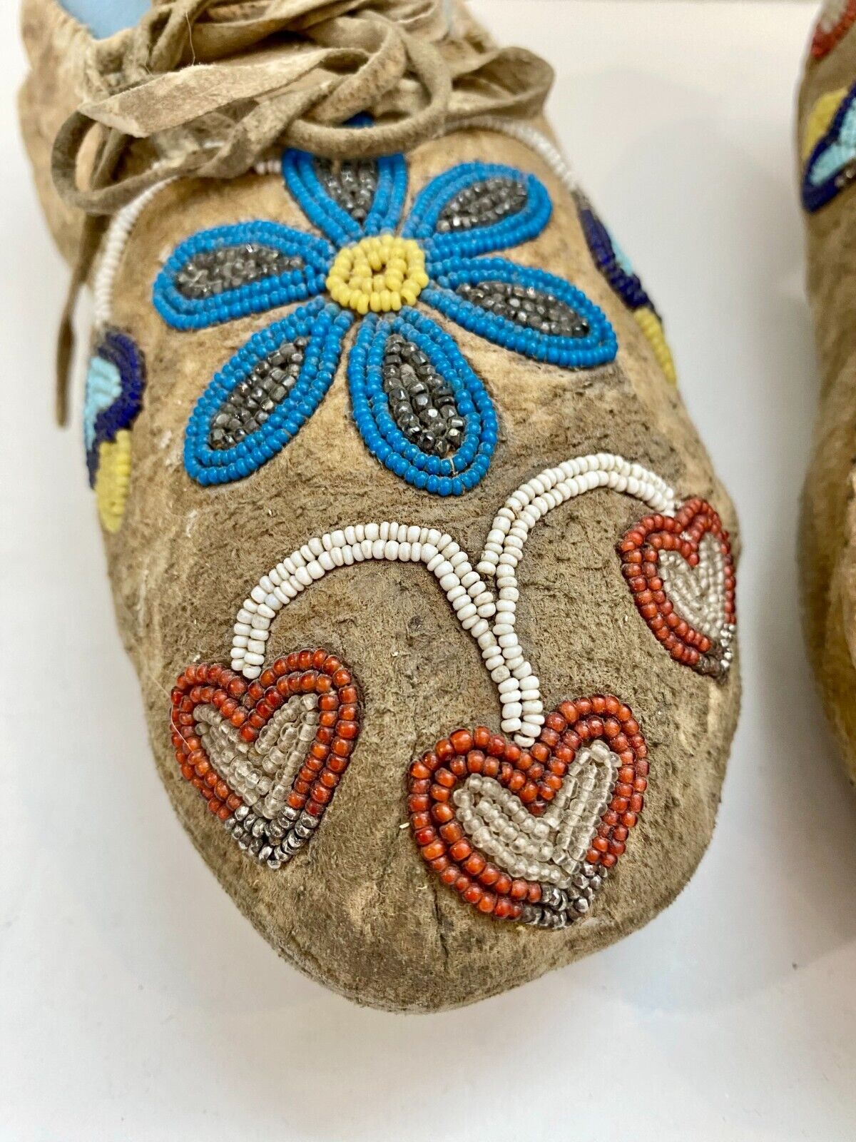 Antique Late 1800's Nez Perce? Indian Floral Beaded Moccasins
