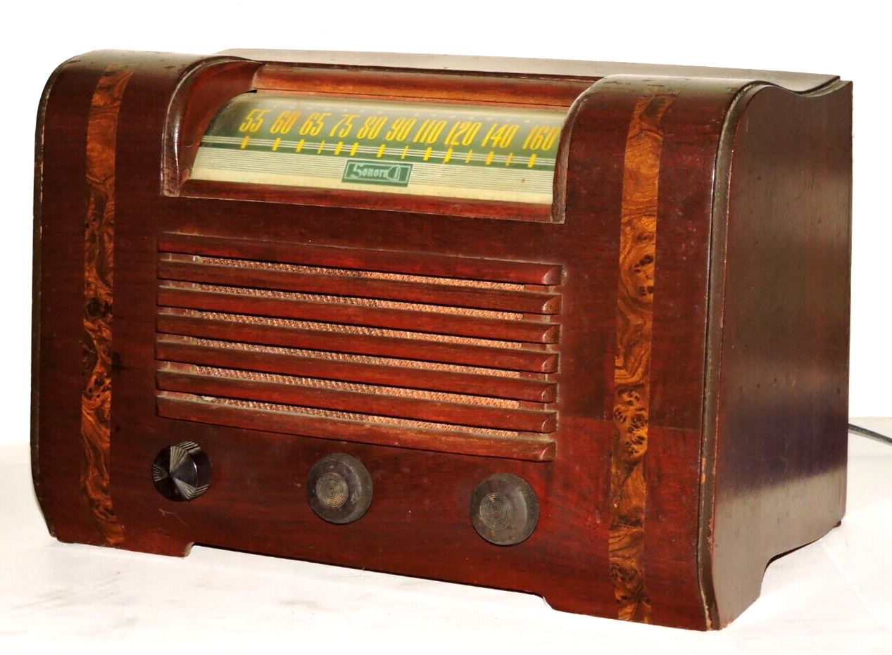 Sonora tube radio model RDU-209 works Art Deco design.  MUST SEE