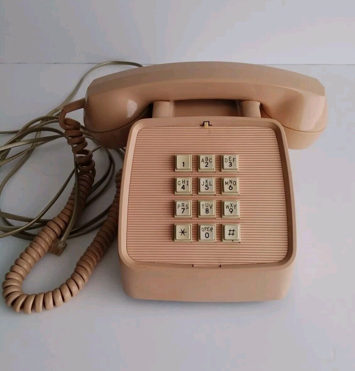 GTE 1970s Desktop Push Button Telephone Vintage
