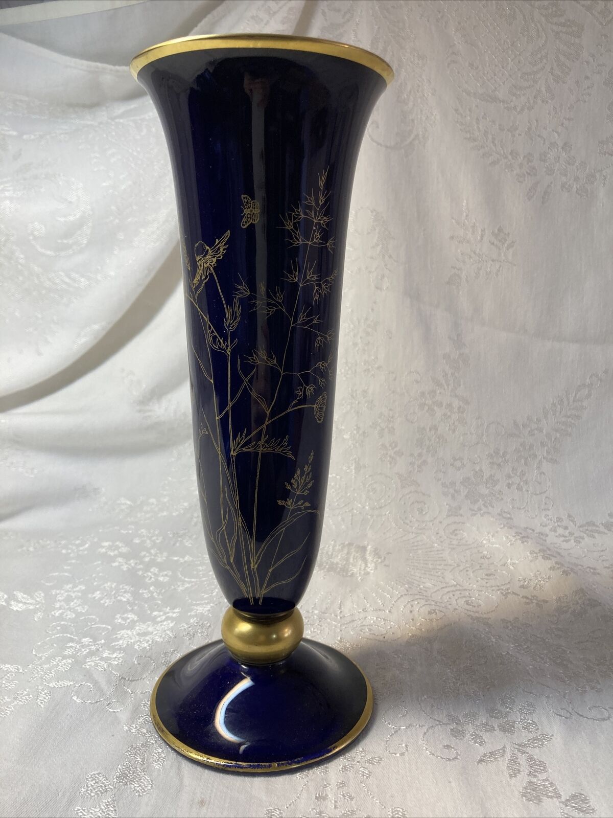 Lindner Bavaria Echt Cobalt Goldgraser Fluted Vase 10.75\