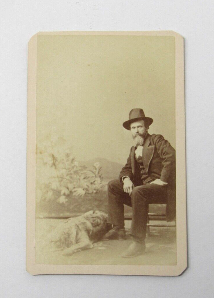 Distinguished Gentlemen Golden Retriever Dog CDV Santa Rosa CA Hat Beard 1860s