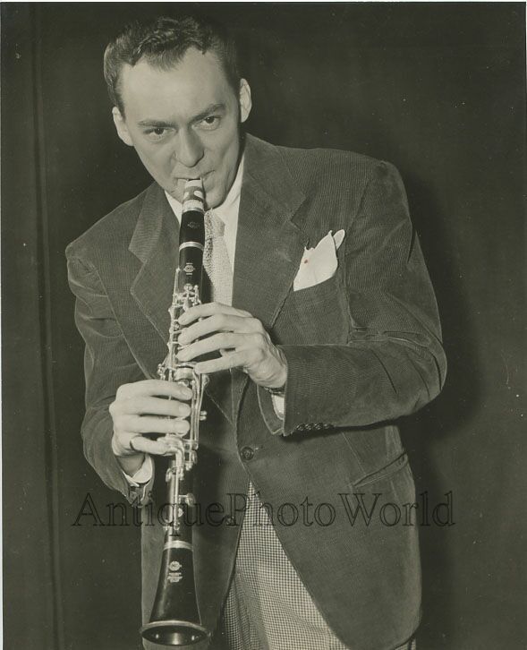 Woody Herman playing clarinet antique jazz star music photo
