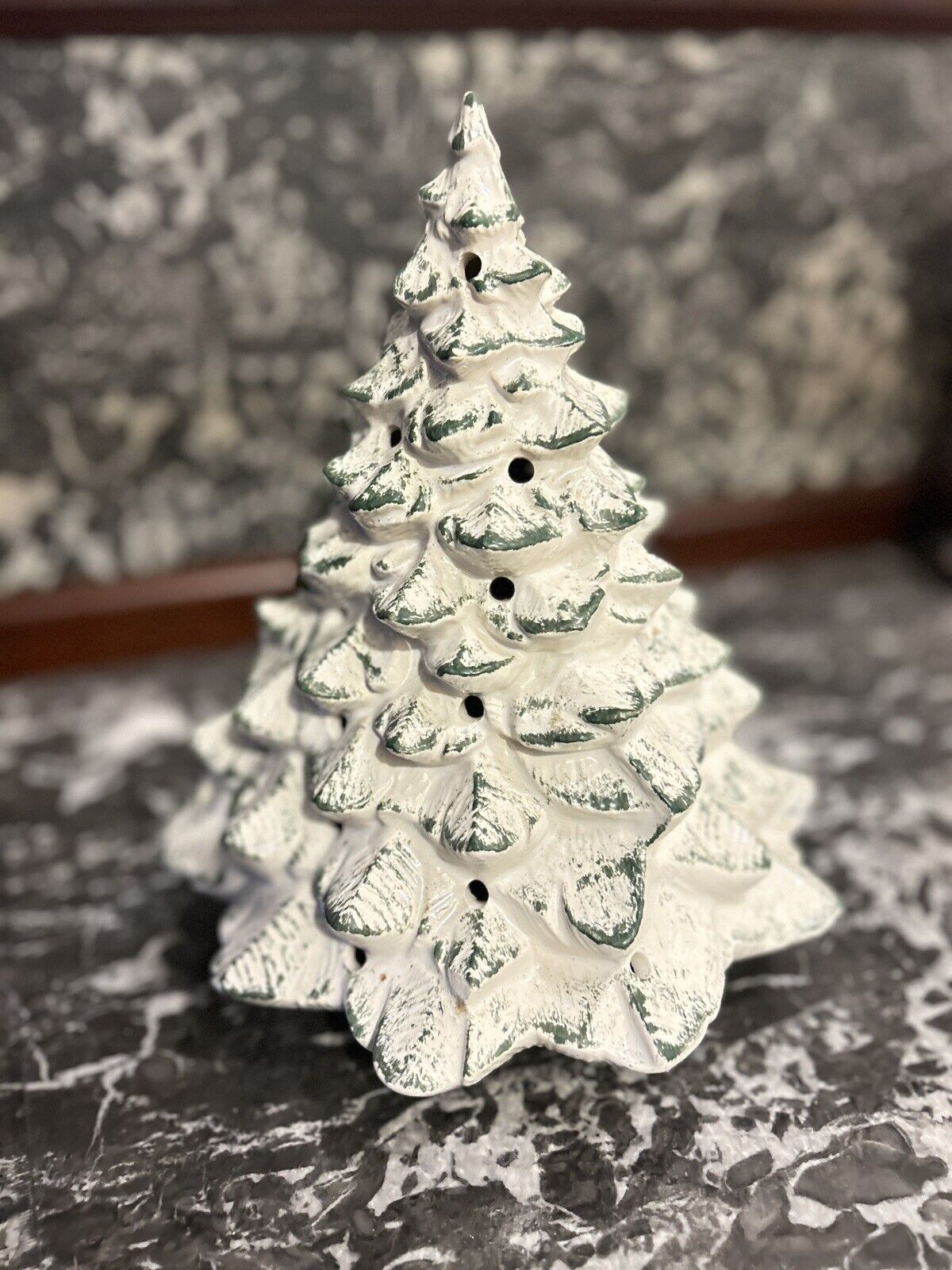 McCoy USA CERAMIC CHRISTMAS TREE WHITE - NO LIGHTS OR CORD, RARE VINTAGE TREE 9\