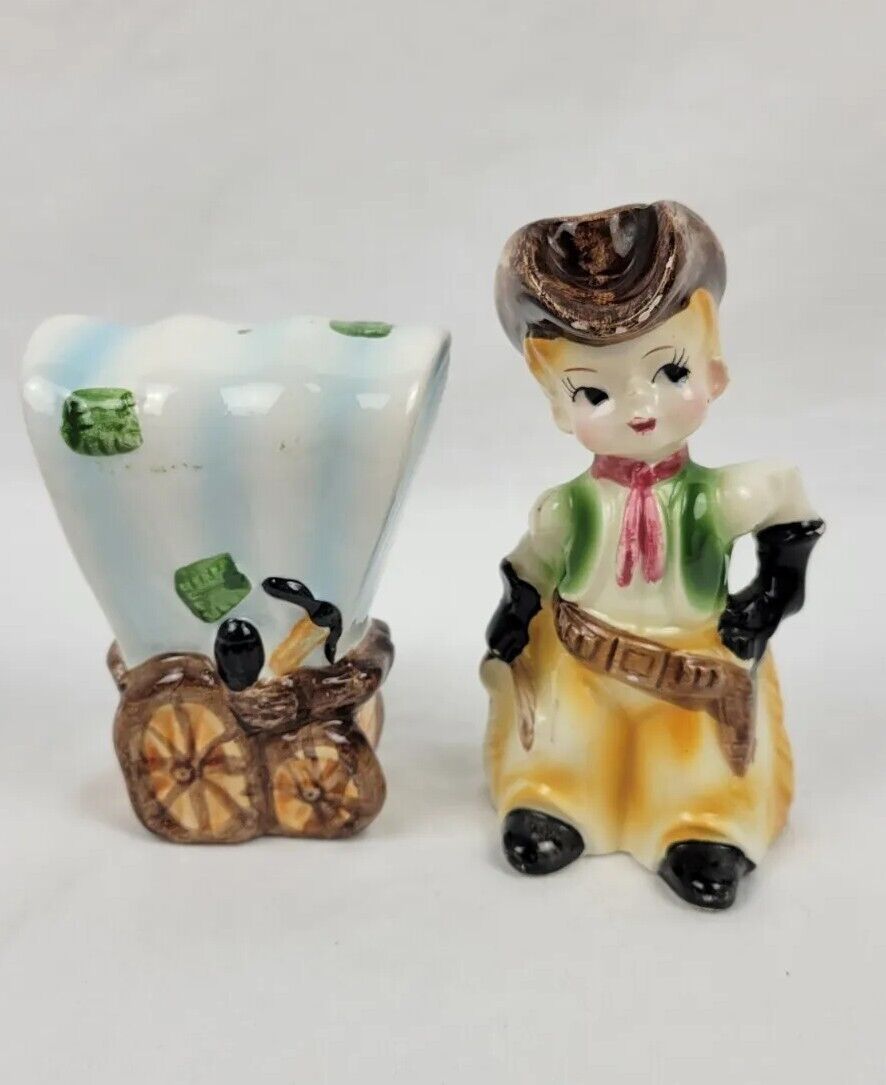 Rare Vintage Cowboy And Wagon Salt Pepper Shakers Western A Mark L Exclusive 