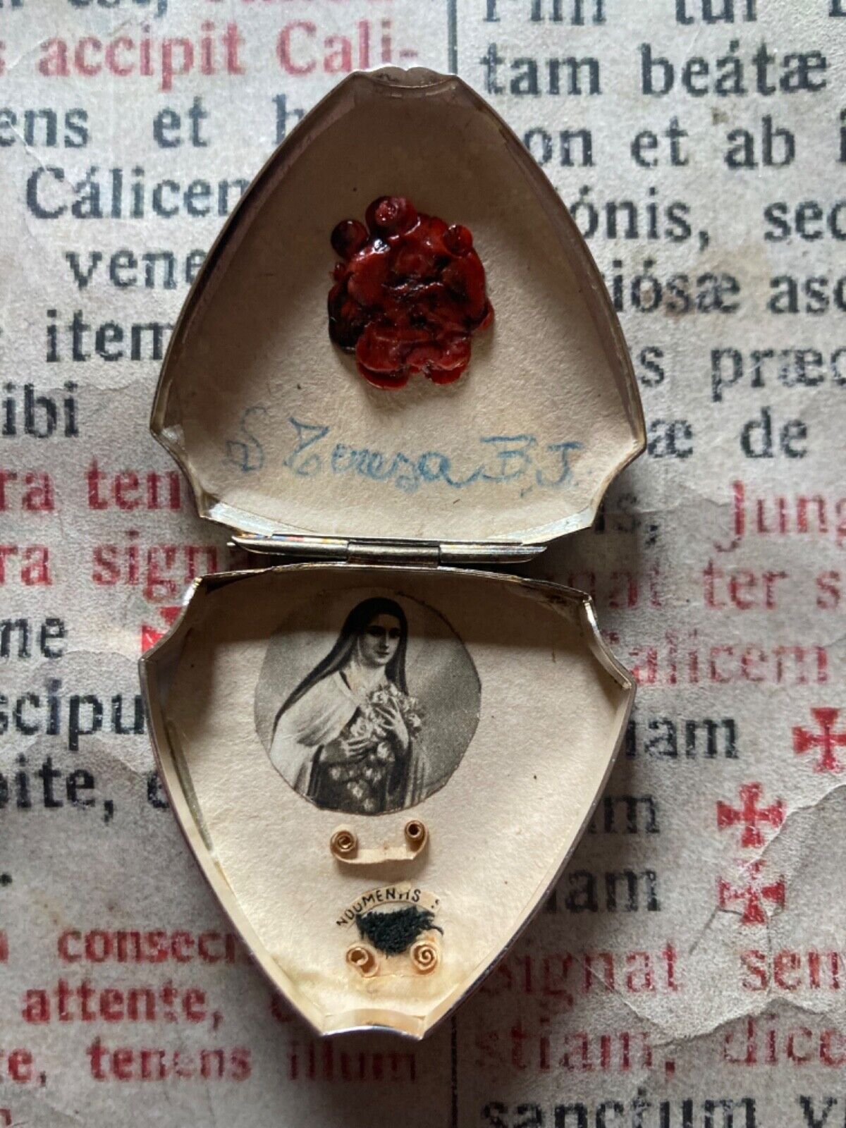 RARE VINTAGE SILVER RELIQUARY St Therese J.I. :  ex-indumentis with WAX SEAL 
