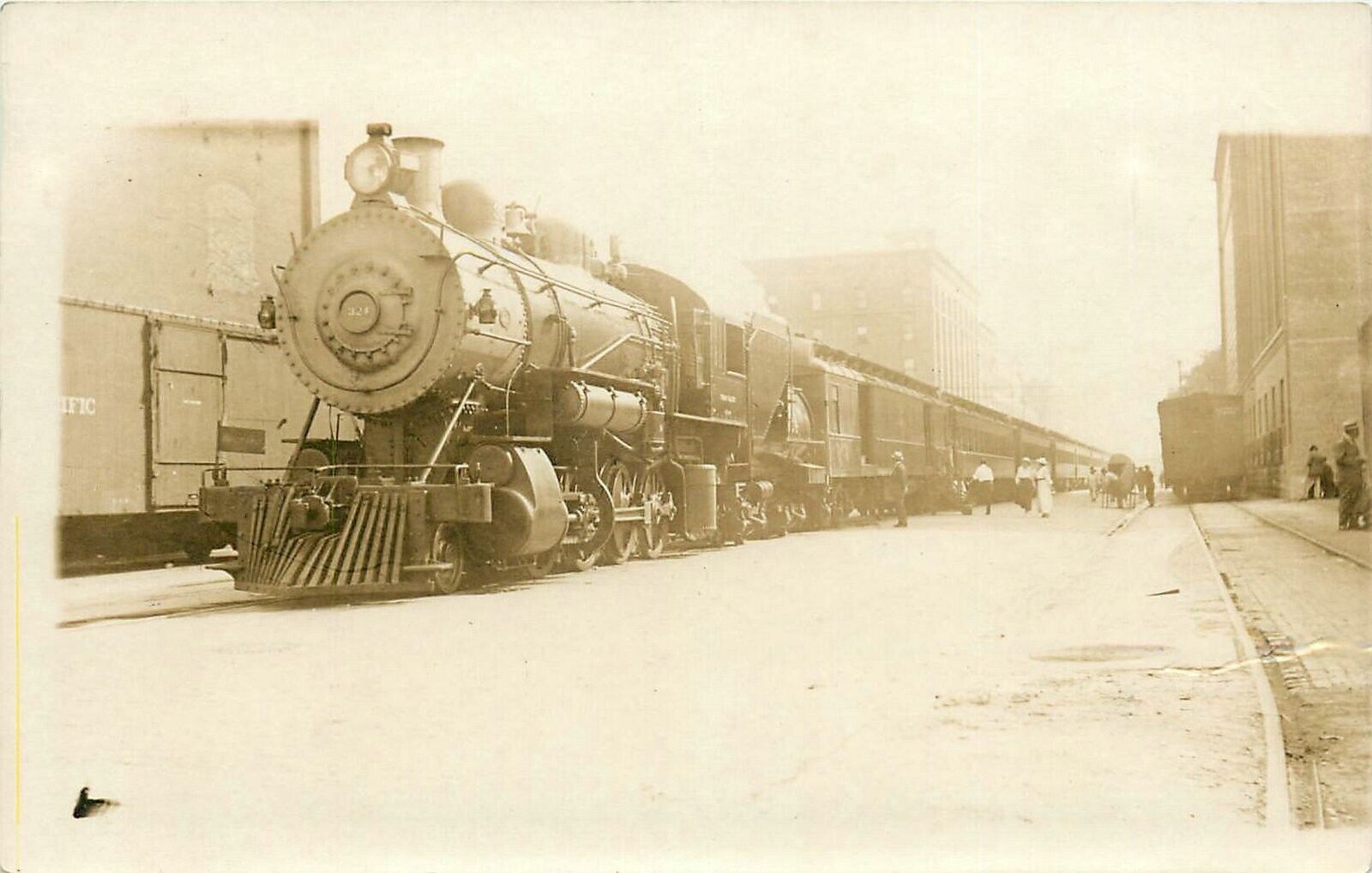 Postcard RPPC C-1910 Union Pacific Railroad Locomotive #324 24-5189