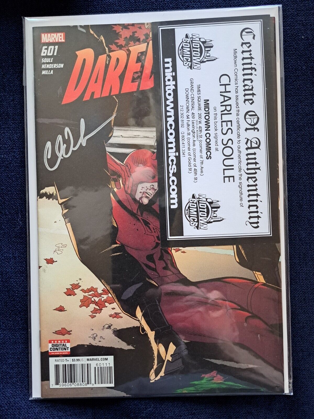 DAREDEVIL #601 Marvel SIGNED BY CHARLES SOULE MIDTOWN COMICS NYC