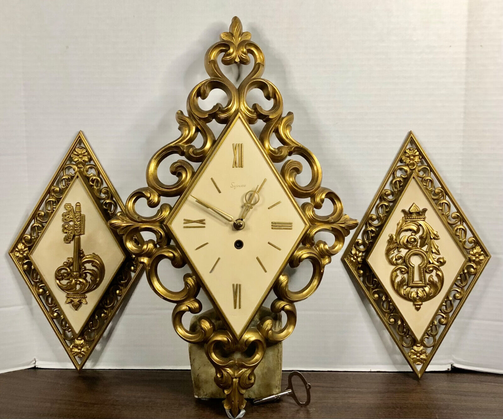 Vintage SYROCO Gold Wall Clock Ornate Baroque With 2 Plaques Works  SEE VIDEO