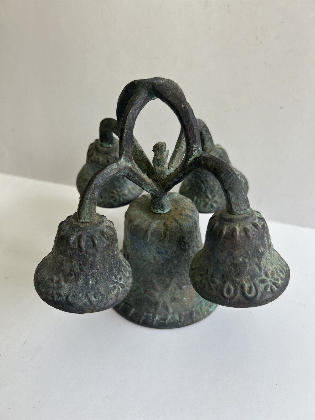 Very Rare Type Altar Church Liturgical 5 bell BELL w/ Surface Raised Decoration