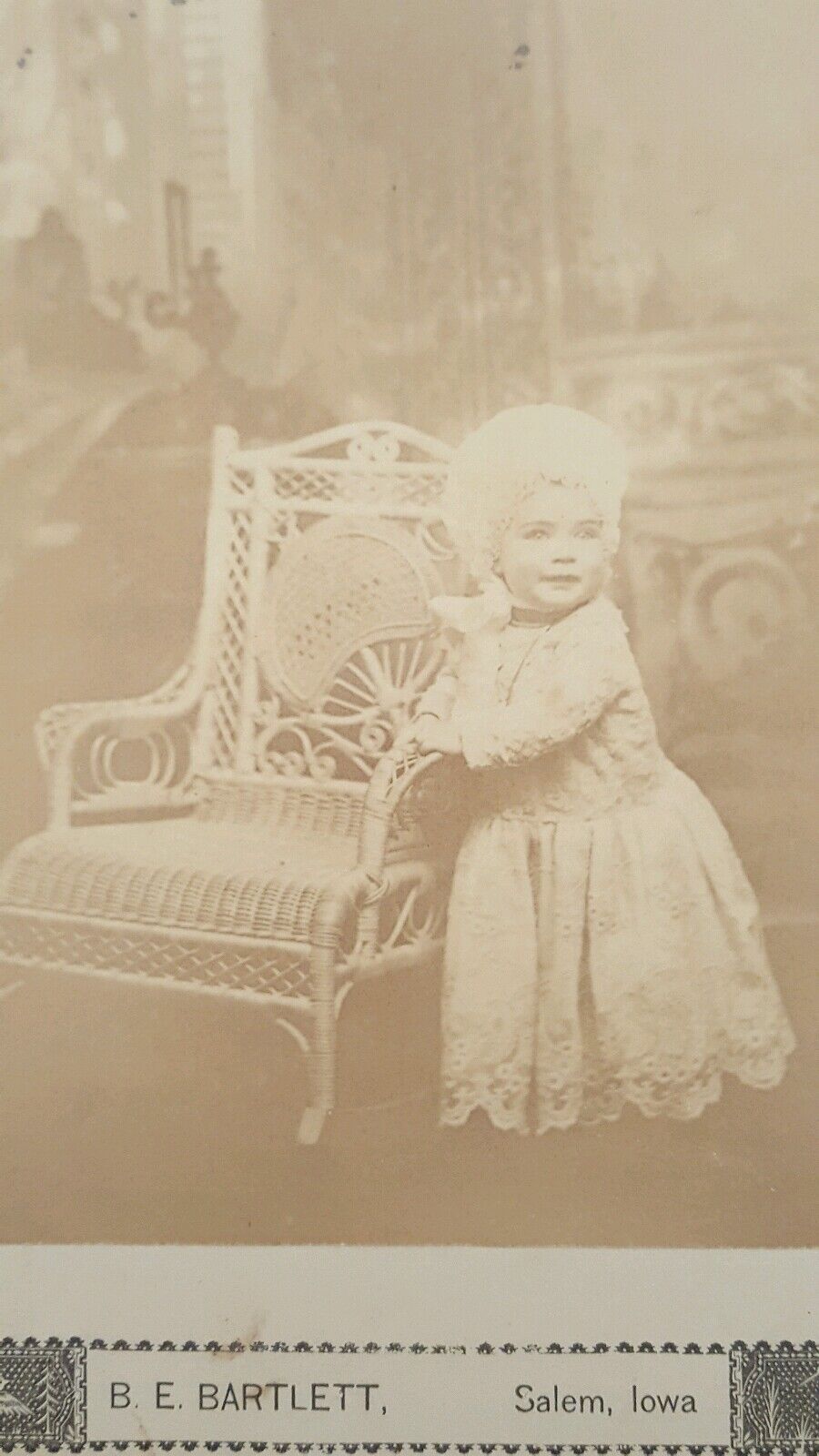 Antique Cabinet Card Photograph Baby Girl Identified Salem, Iowa History Picture