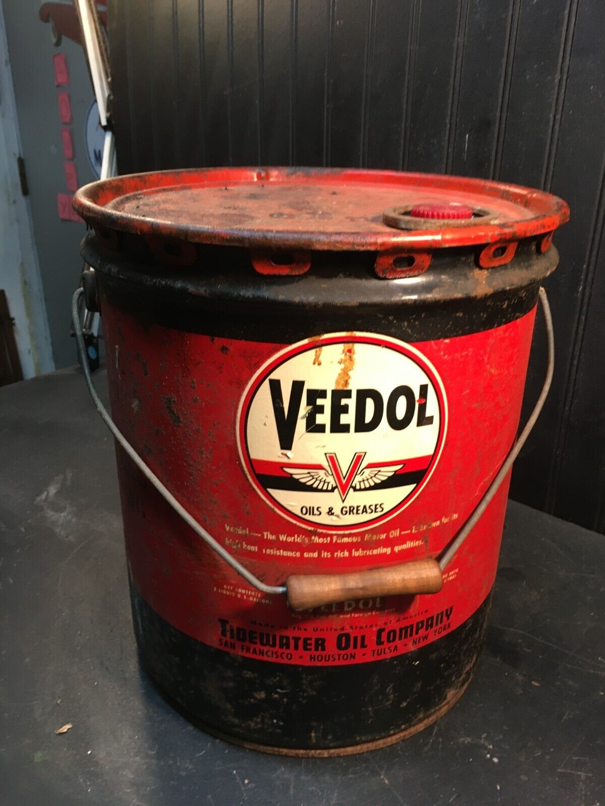 Vintage Veedol Tractor Oil 5  Gallon Oil Grease  Can Wood Handle  Empty Can