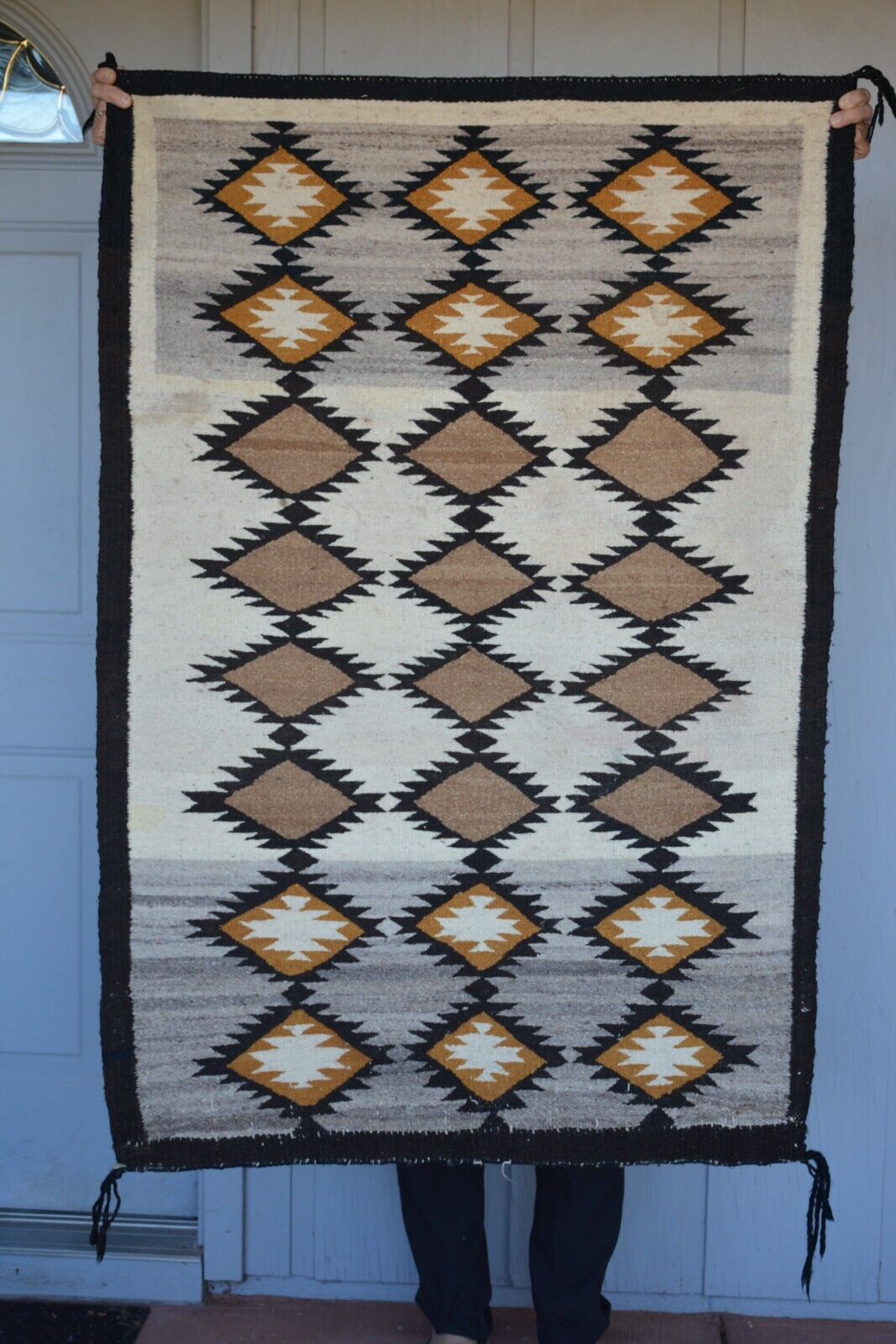 Vintage Navajo Indian Rug - Diamond Dazzler - Handspun Wools - Browns White Grey