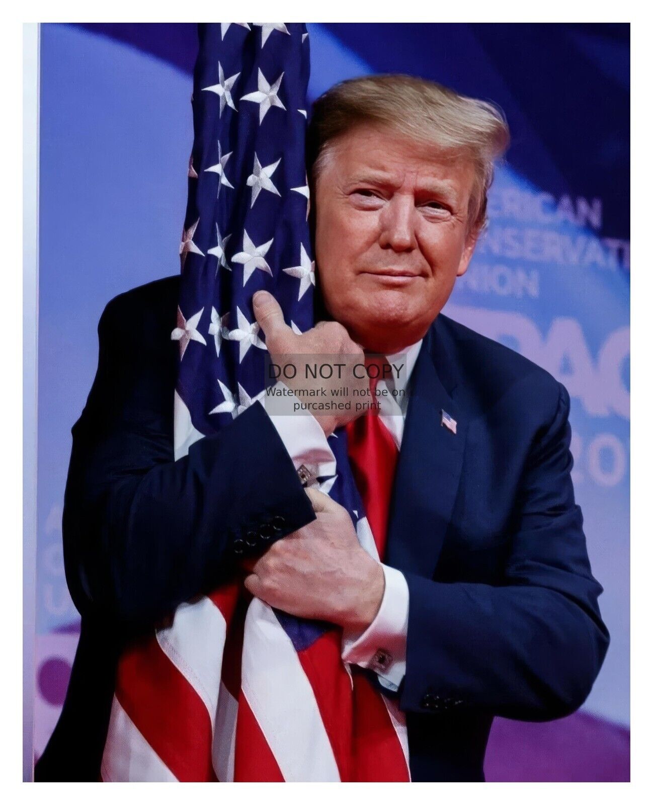 PRESIDENT DONALD TRUMP HUGGING AMERICAN FLAG 8X10 PHOTO