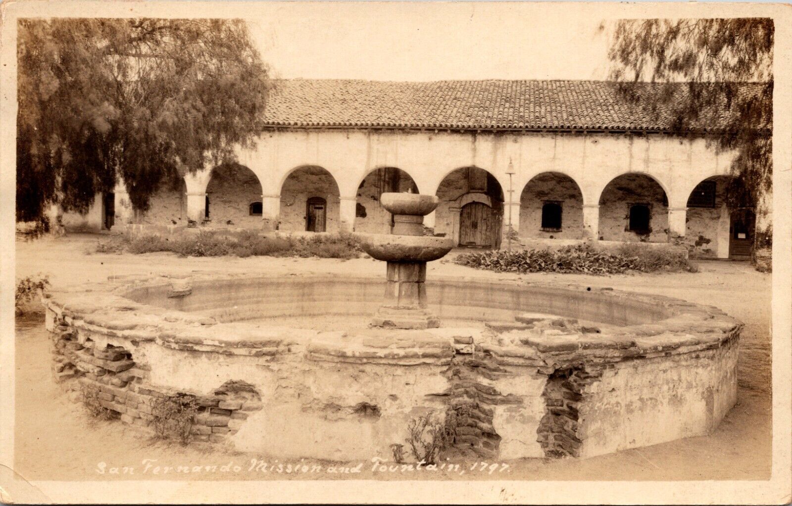 RPPC San Fernando Mission & Fountain California CA Vintage Postcard L67