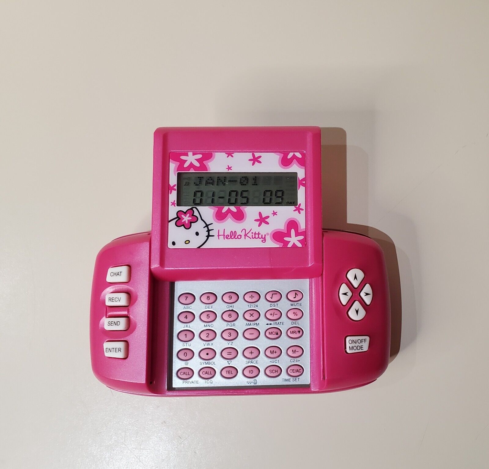 2012 Hello Kitty SMS Text Messenger Toy Wireless Instant Messenger, Calc
