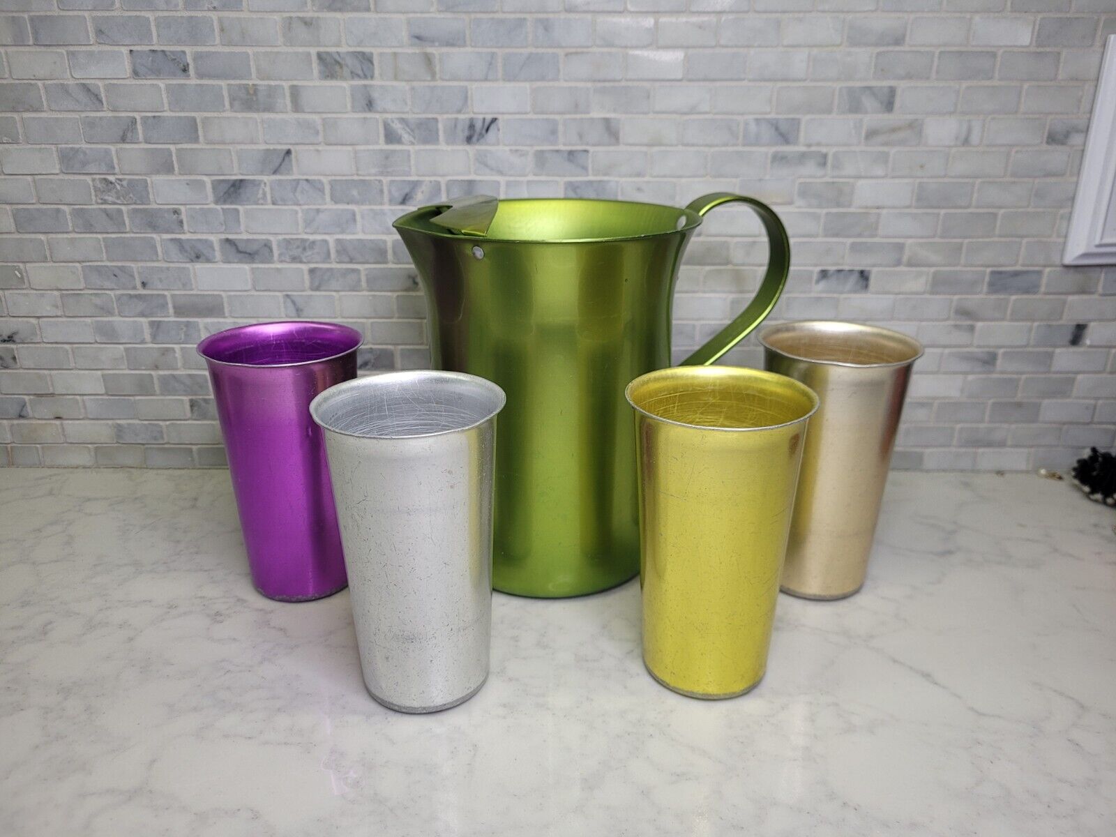 Green Anodized Aluminum Pitcher with Ice Lip/Metal Handle & 4 Cups Vintage MCM