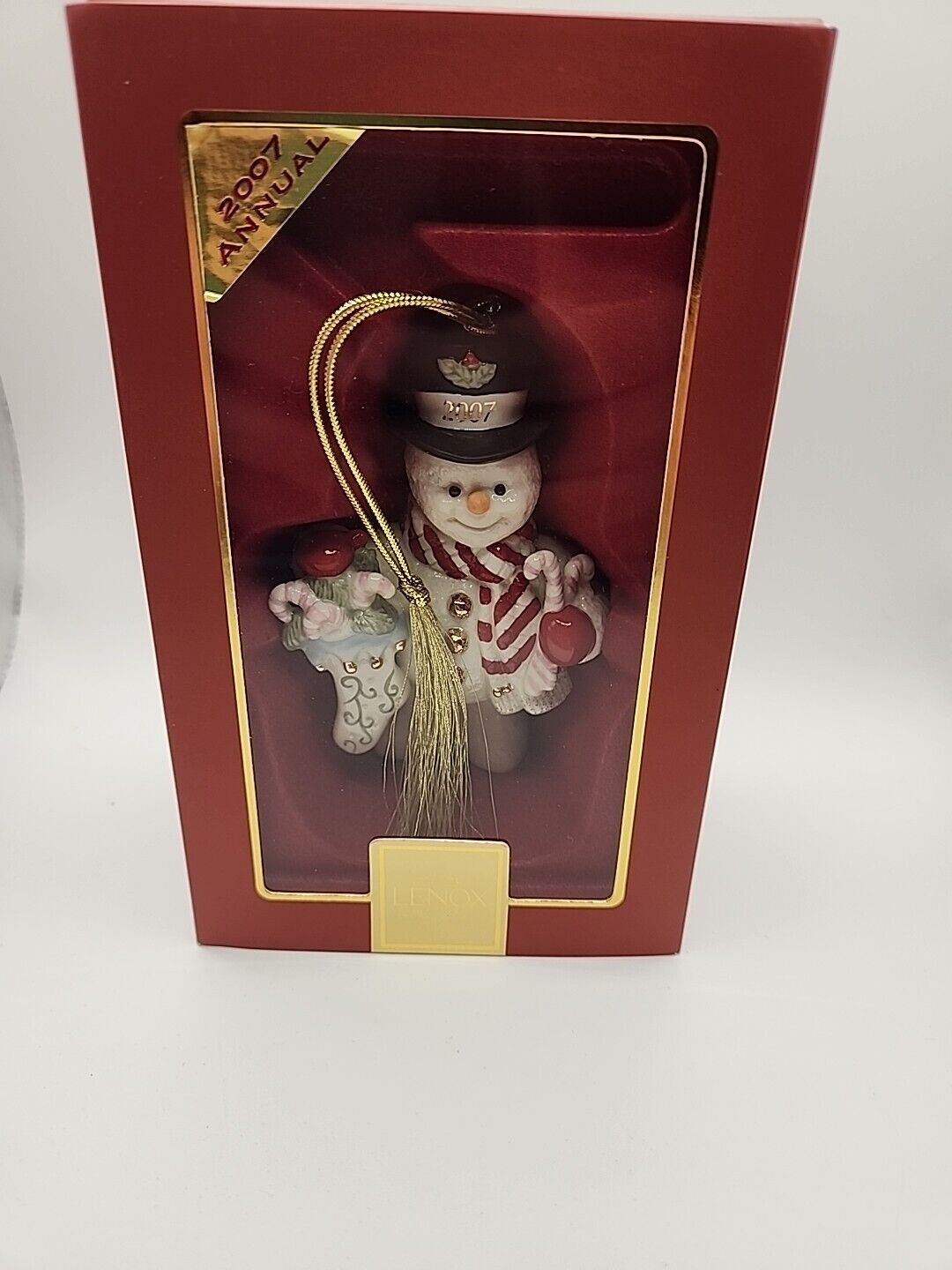 Lenox 2007 SNOWY TREATS Snowman Ornament. In Original Box