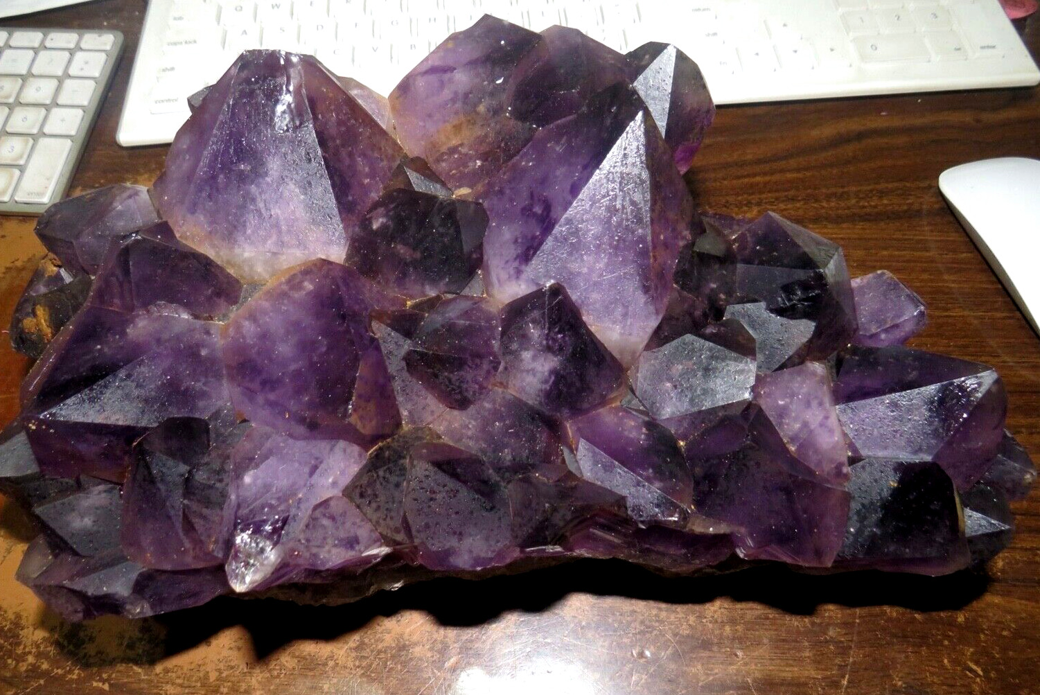 HUGE  AMETHYST CRYSTAL CLUSTER  CATHEDRAL GEODE FROM URUGUAY; 2 -3 INCH CRYSTALS