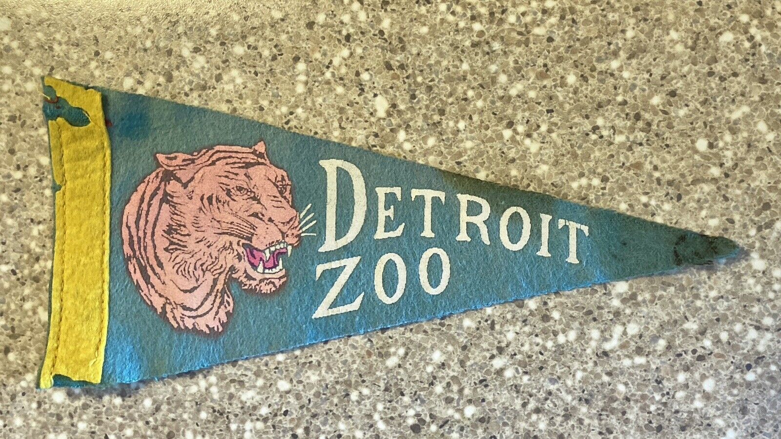 Vintage Detroit Zoo Souvenir Pennant - Rare 1960’s Era - 8 1/2 Inches Long