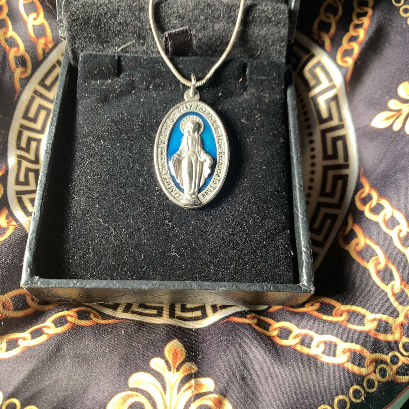 Vintage Catholic Blue Enamel Mary Religious Medal Necklace Jewelry Gorgeous Gift