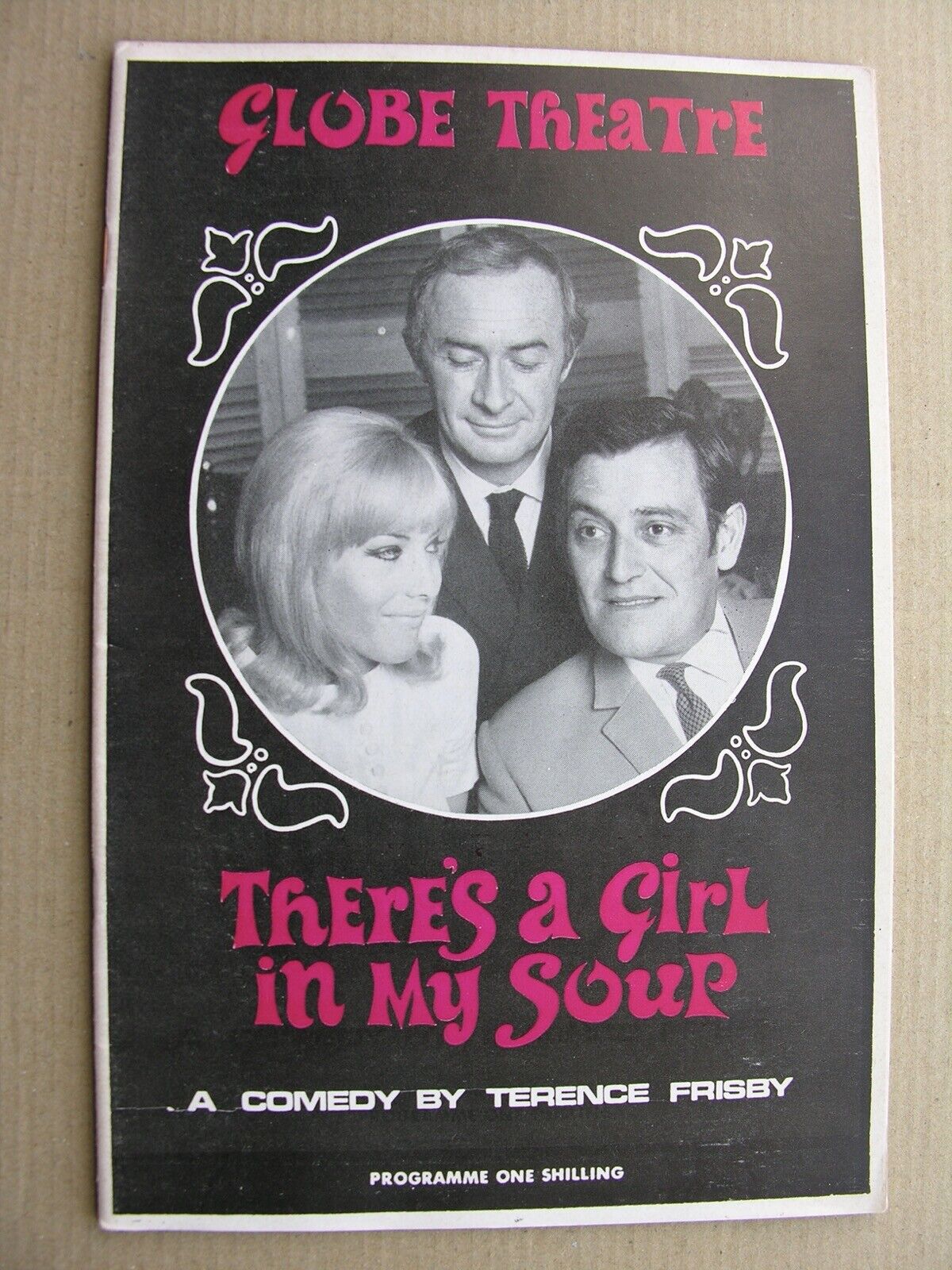 1967 THERE’S A GIRL IN MY SOUP John Hamill Gerald Flood Belinda Carroll, Frisby