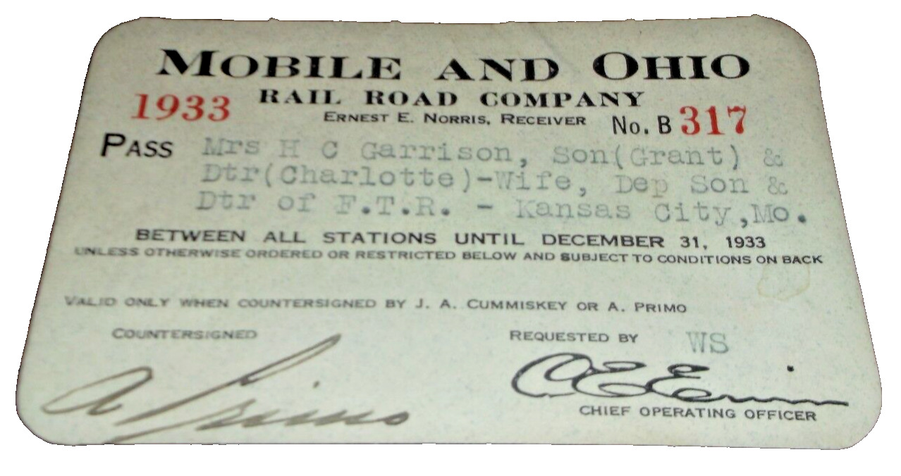 1933 MOBILE AND OHIO RAIL ROAD EMPLOYEE PASS #317