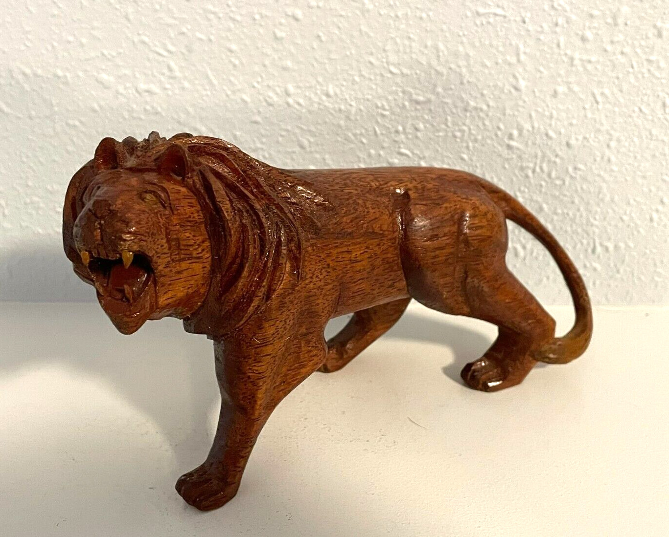 Vintage Hand-Carved Wooden Lion Sculpture Figure 6.5
