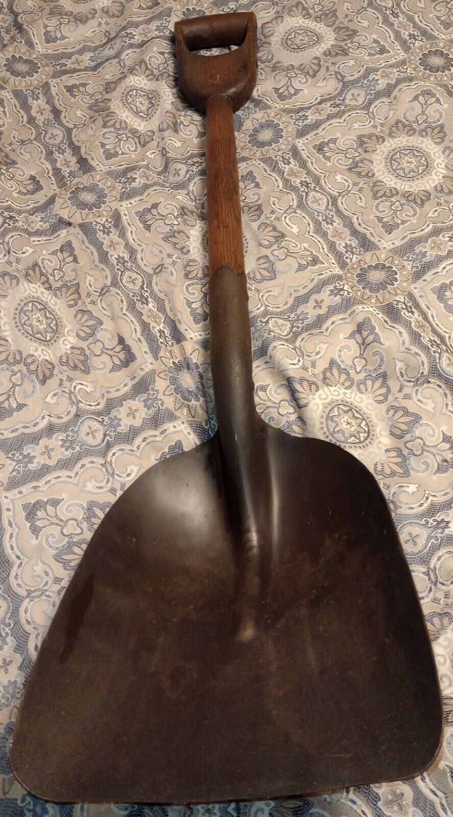 Antique Coal Shovel Wood D Handle 1800\'s 39.5\