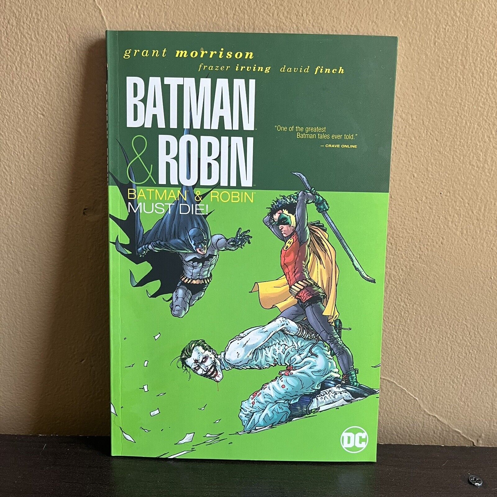 Batman & Robin Vol. 3: Batman & Robin Must Die by Grant Morrison: Used