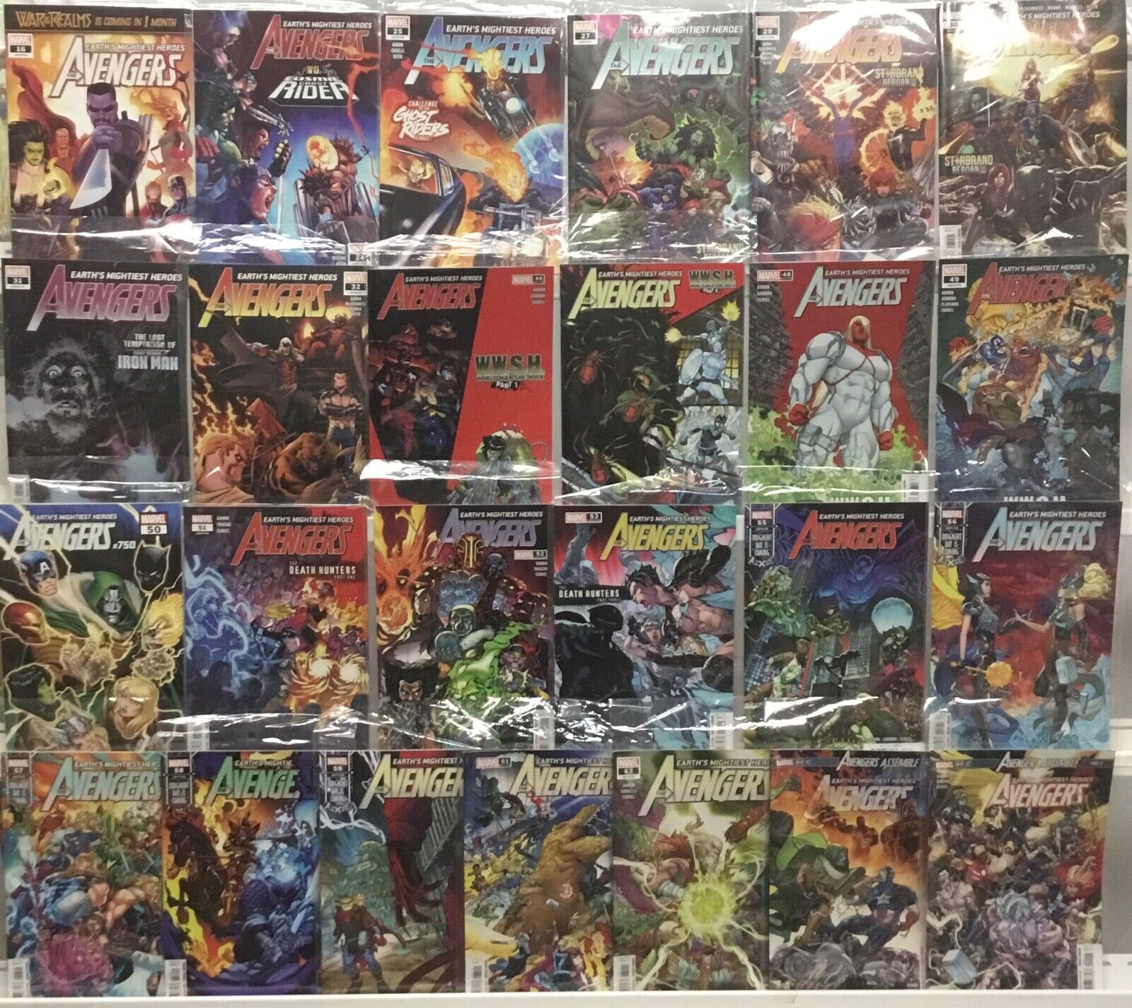 Marvel Comics - Avengers 8th Series - Comic Book Lot of 25 Issues