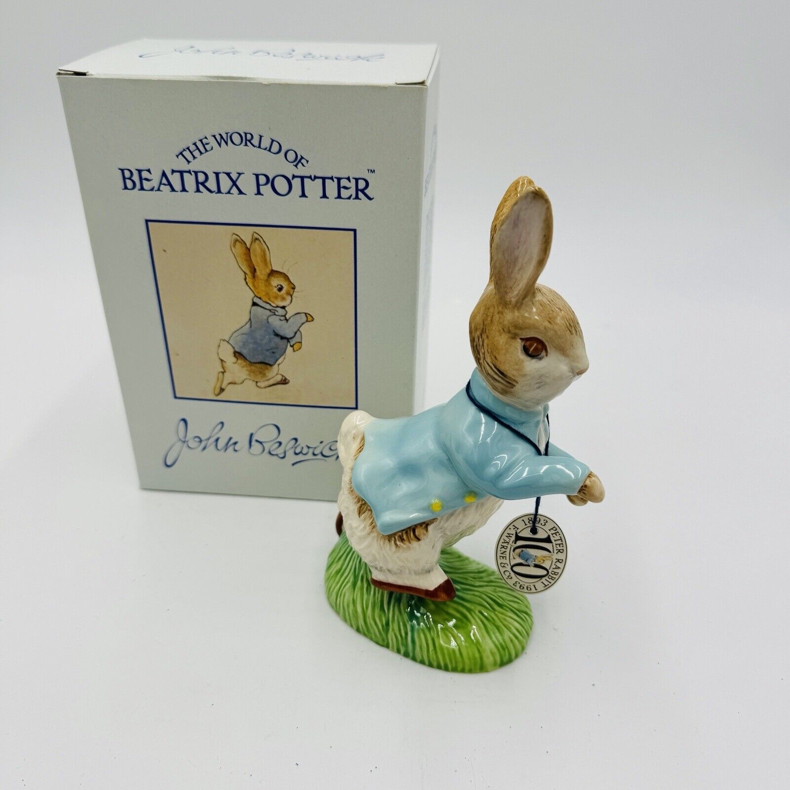 John Beswick Peter Rabbit Figurine 6.5 in Porcelain Vintage Boxed Home Decor
