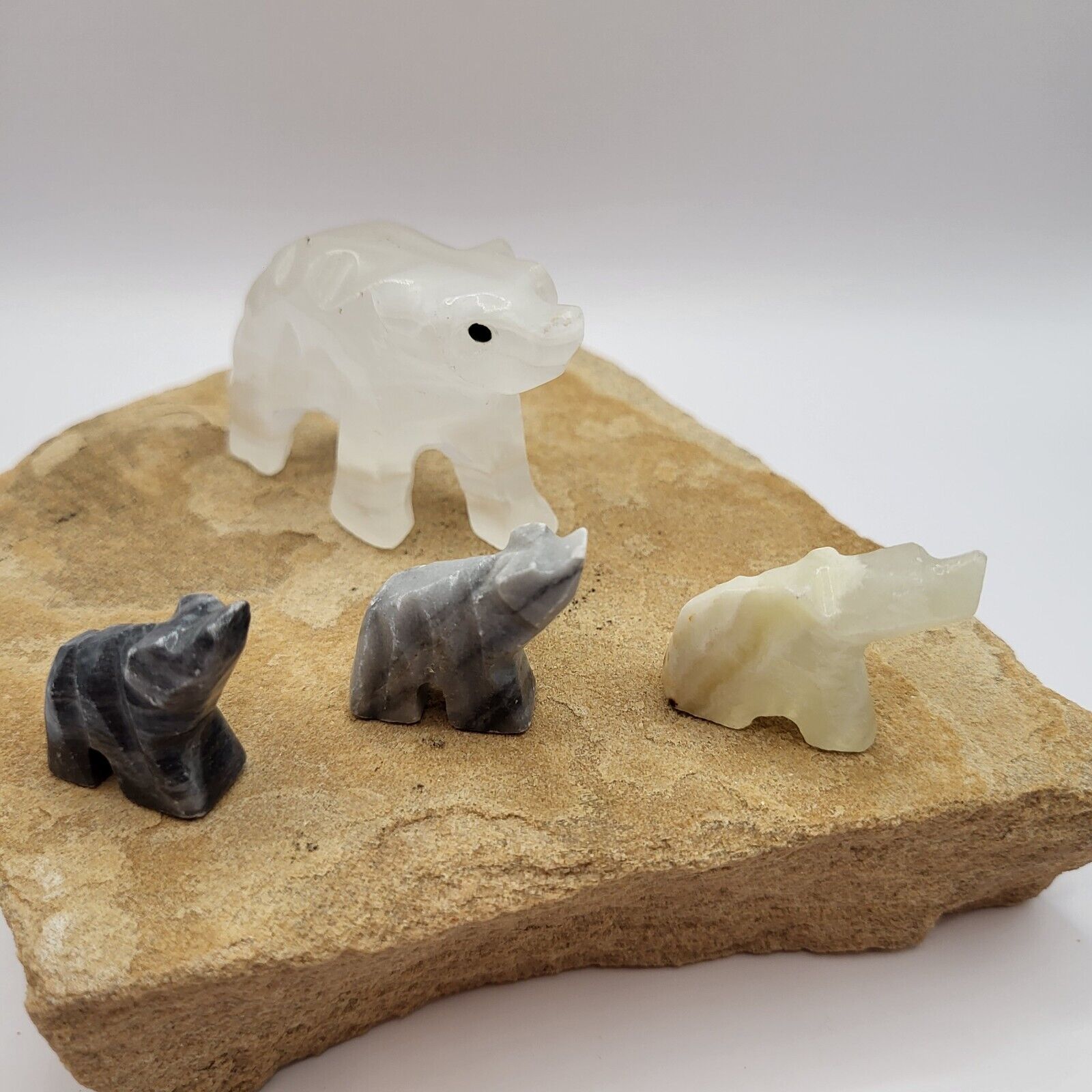 Native Am. Hand Carved Marble and Natural Stone Fetish Bears 2.5\