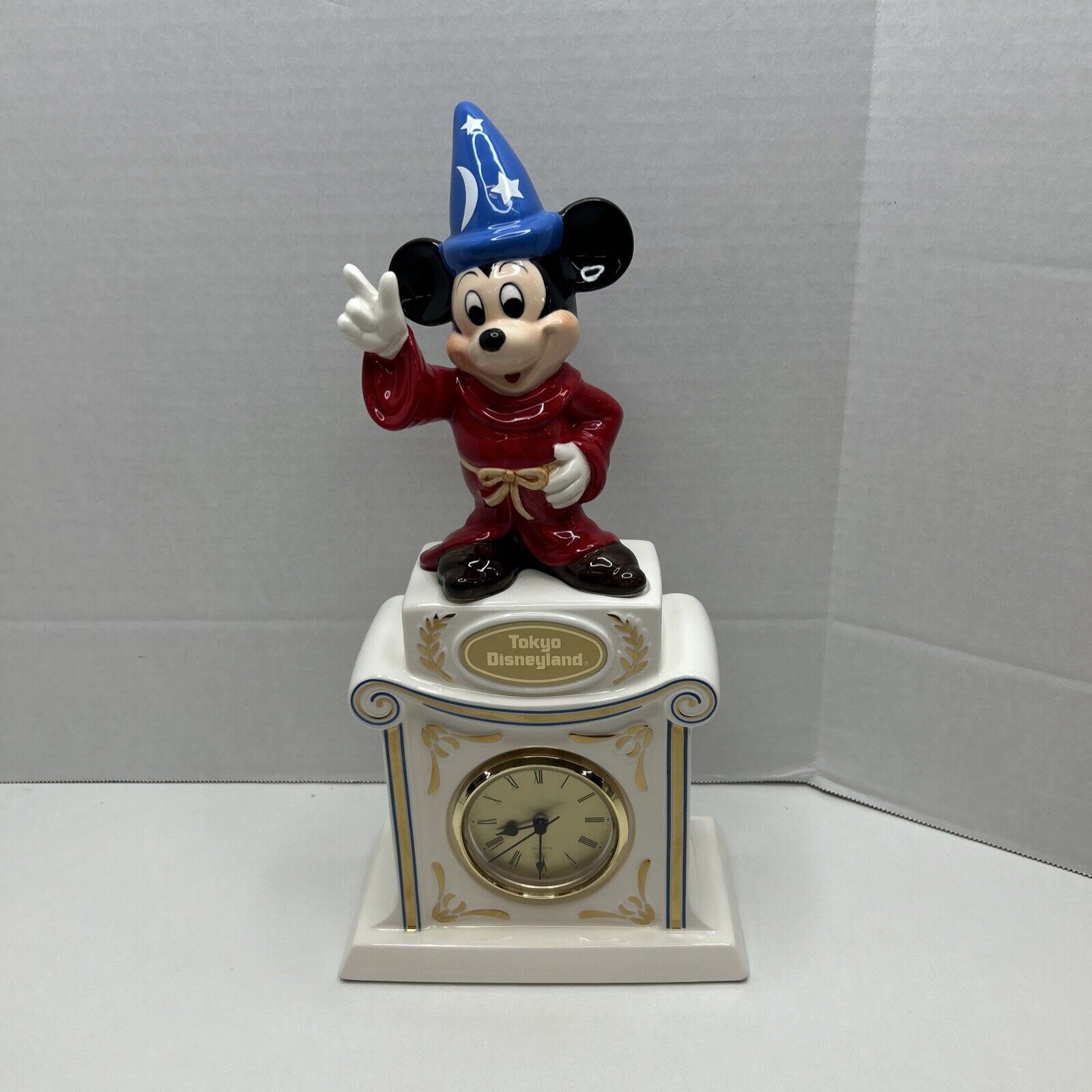 Disney Fantasia Sorcerer\'s Mickey Mouse Clock Tokyo Disneyland 13” Tall WORKS
