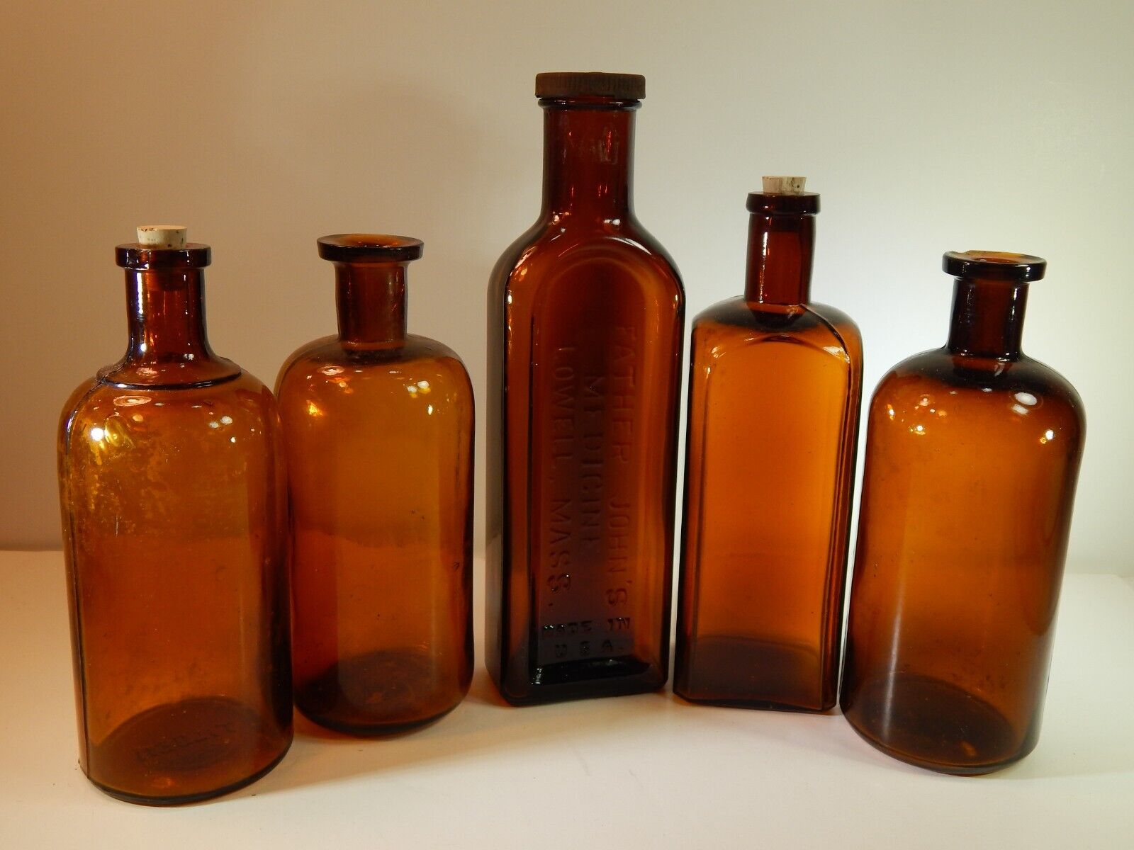 Lot Of 5 Vintage Antique Glass Bottle Brown Amber Medicine Apothecary Bottles