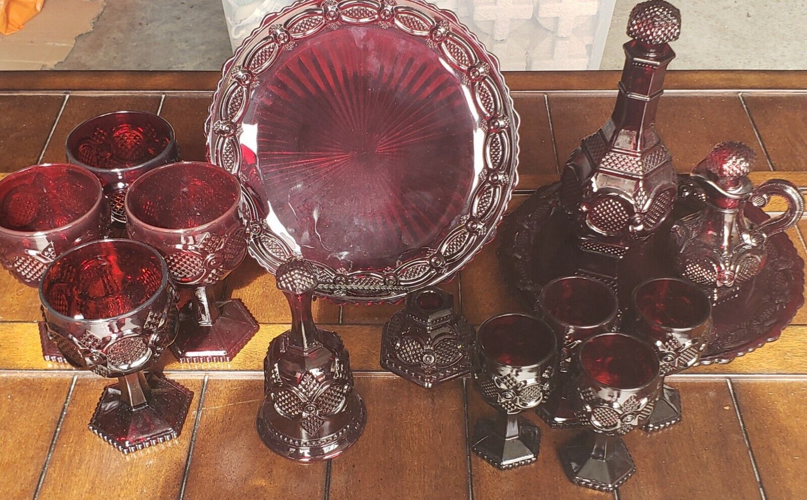 Vintage Avon 1876 Cape Cod Ruby Red Set of 14 Pieces