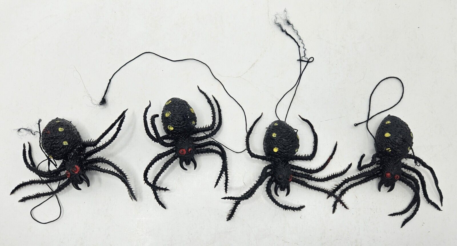 Vintage Rubber  Halloween Haunted Spider Lot Of 4 Decoration 2.5\