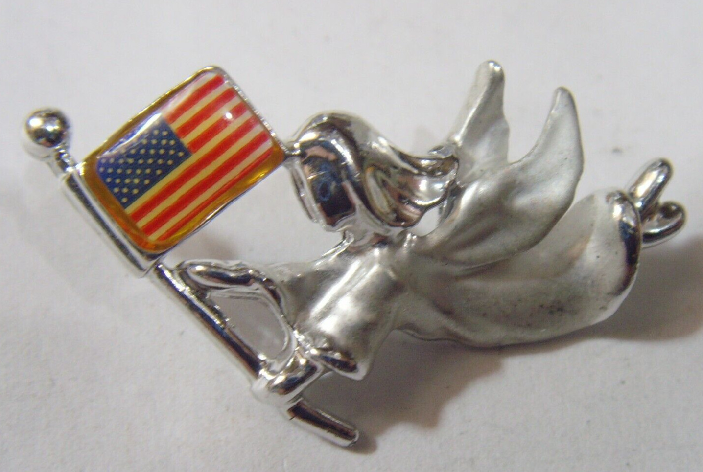 vintage scarce Coro patriot America USA flag religious angel pin brooch 53035