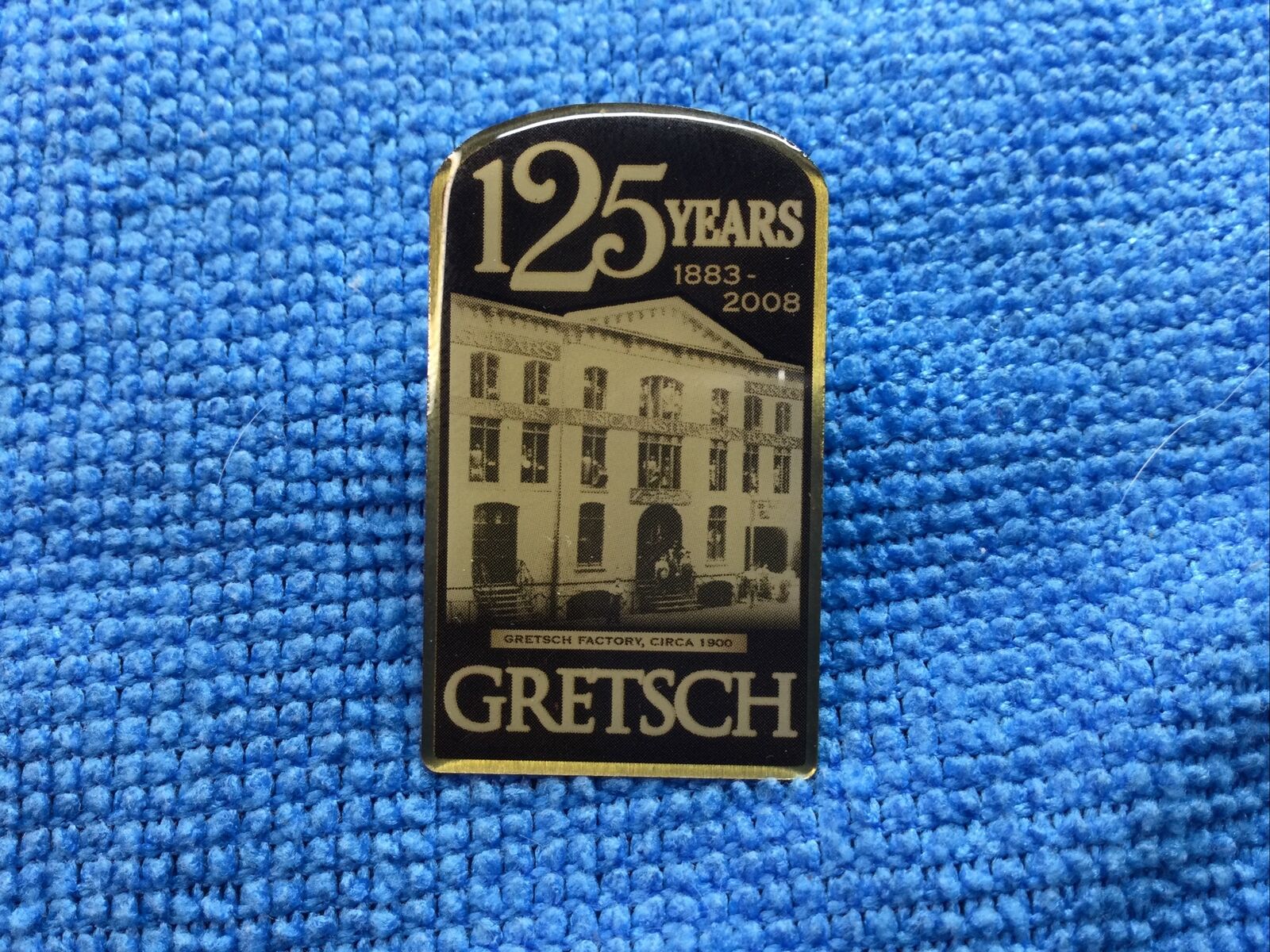 Vintage Guitar Lapel Pin Gretsch Gold Tone 125 Year Anniversary 1883-2008