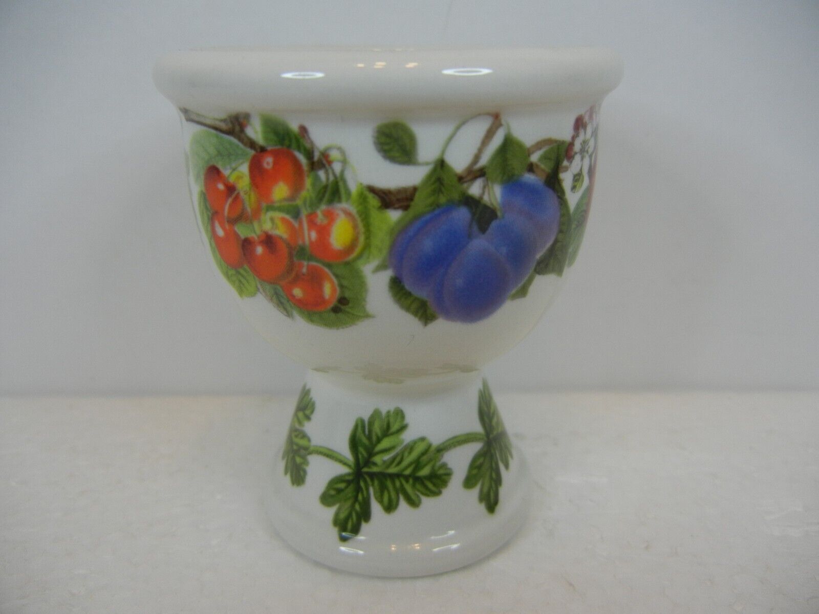 VINTAGE PORTMEIRION POMONA FRUIT PATTERN EGG CUP HAND PAINTED