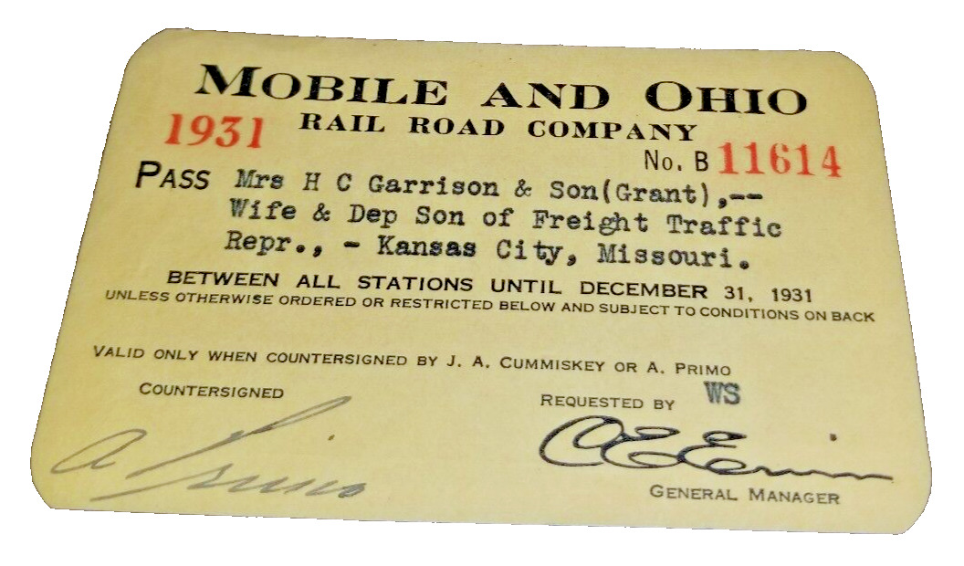 1931 MOBILE AND OHIO RAIL ROAD EMPLOYEE PASS #11614