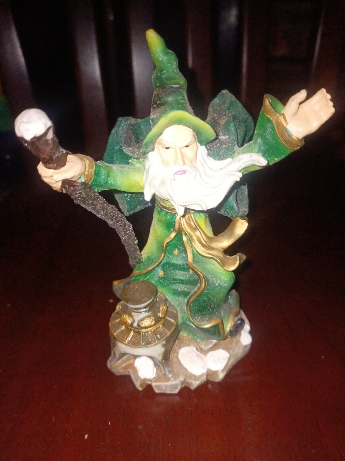 Vintage Wizard Figurine in great condition 