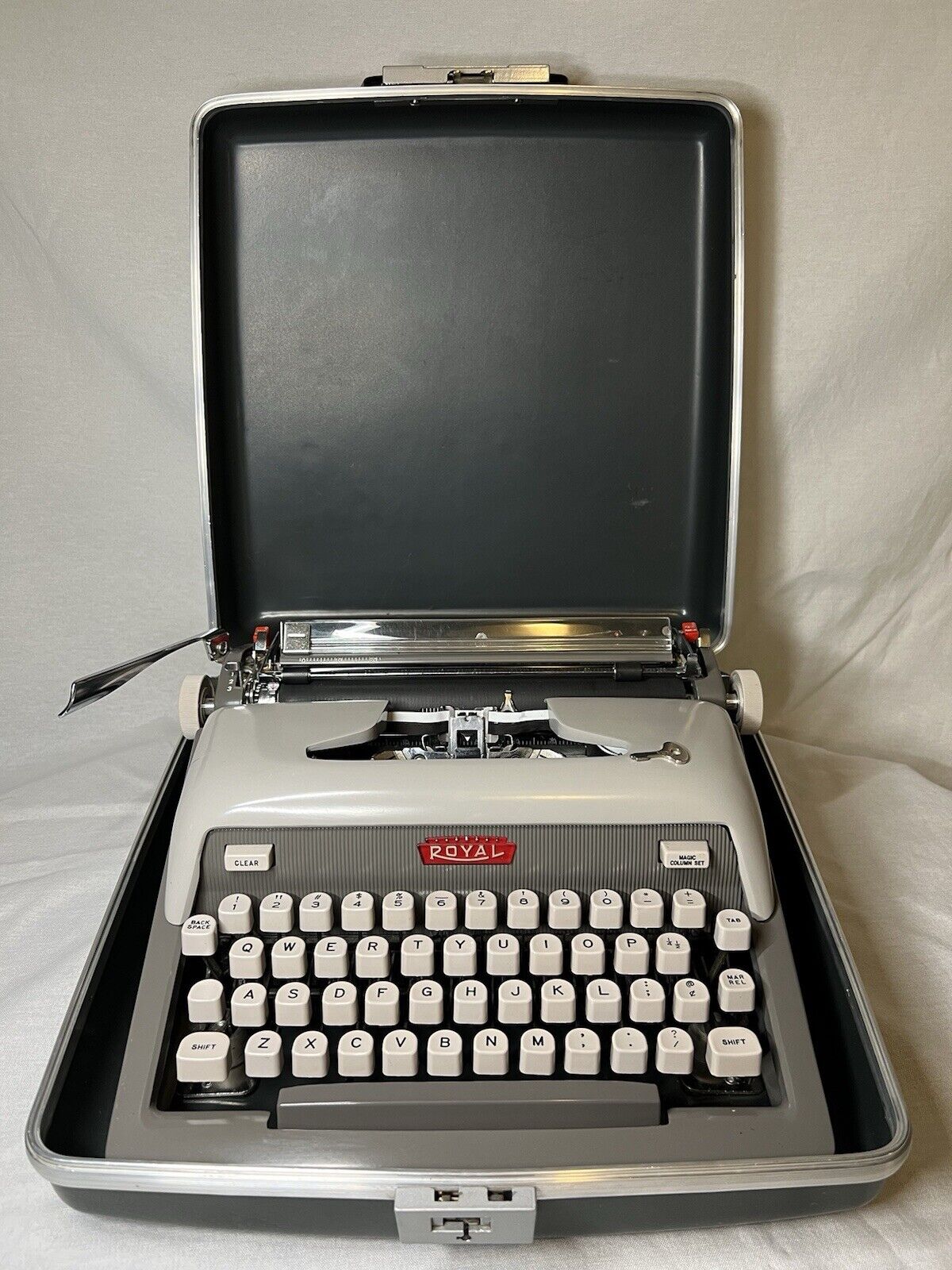 Vintage Royal Futura 800 Typewriter Grey With Portable Case and Key 1960