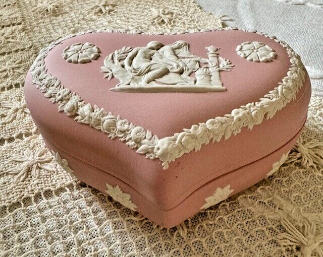 Wedgwood PINK Jasperware Heart Shape Covered Box Vintage Neoclassical