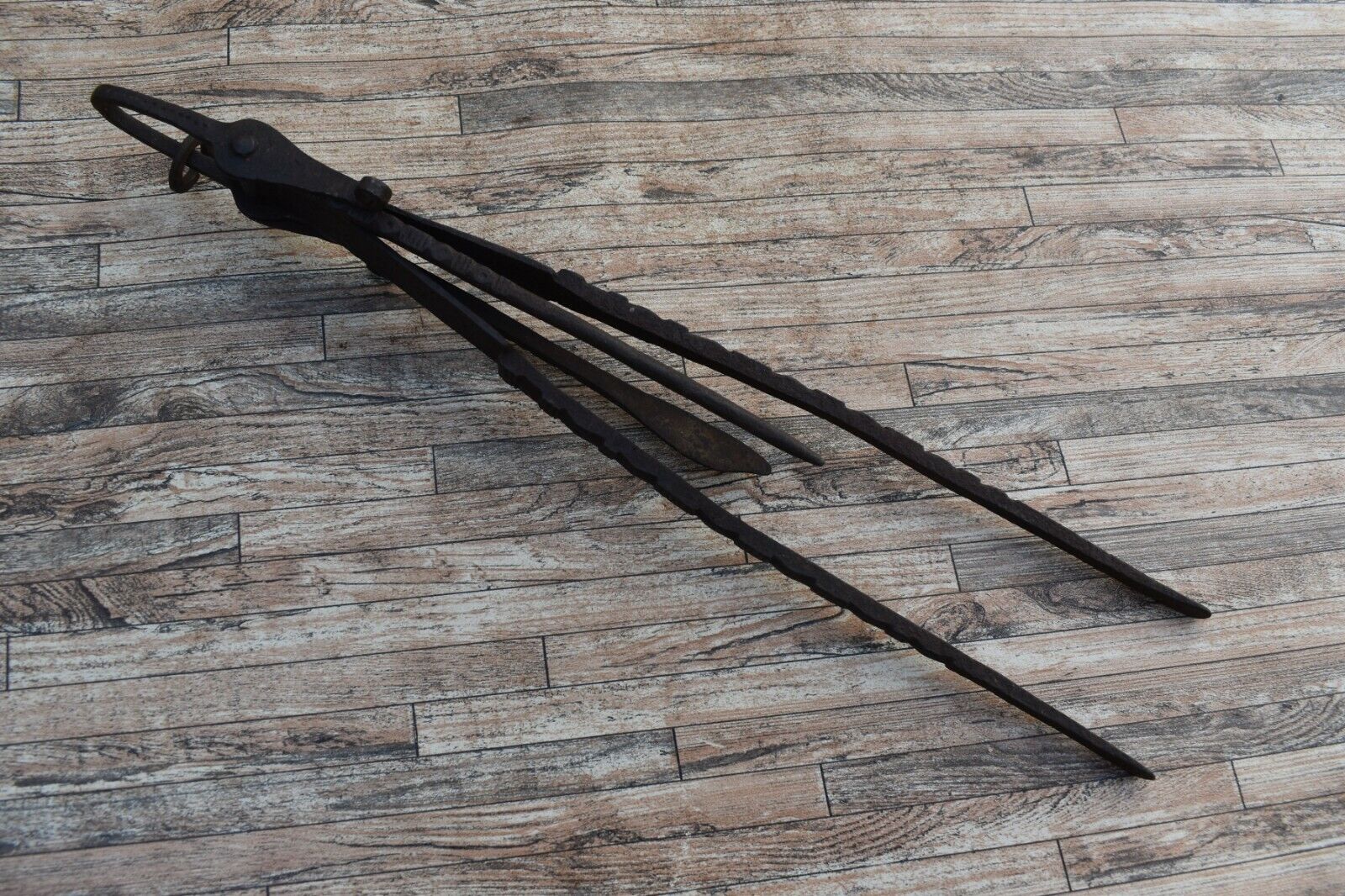 Vintage Wrought Iron Handforged Blacksmith Forceps Utility Tongs Tool 14.5