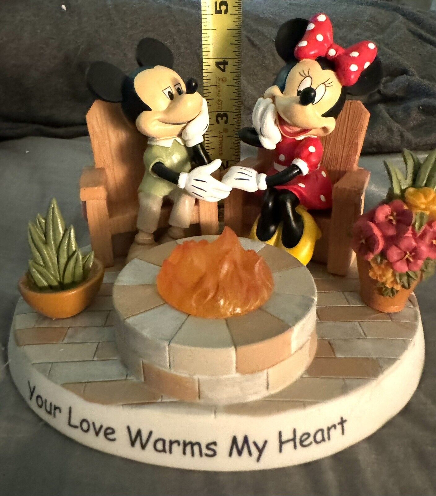 Hamilton Collection Disney Mickey And Minnie Your Love Warms My Heart Cute